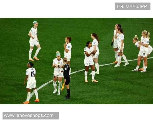 美国女足迎战海地女足力争胜利展现实力与团队精神