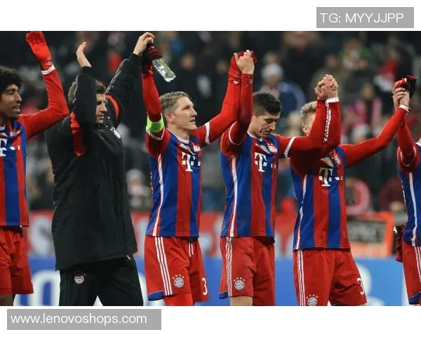 河床与克鲁塞亚的对决分析及战术探讨