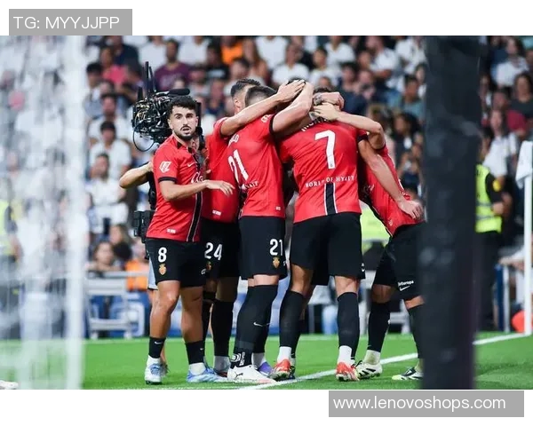 马略卡主场迎战巴伦西亚双方争夺西甲宝贵积分之战 马略卡主场迎战巴伦西亚双方争夺西甲宝贵积分之战