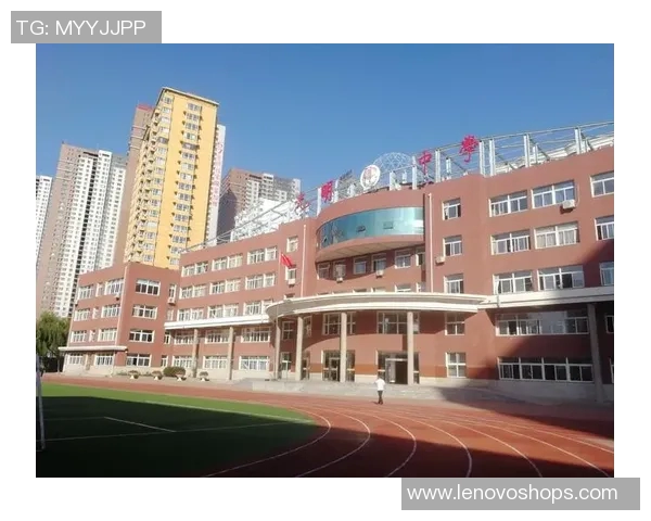 李添荣的奋斗历程与人生哲学探讨：从平凡到卓越的成长之路